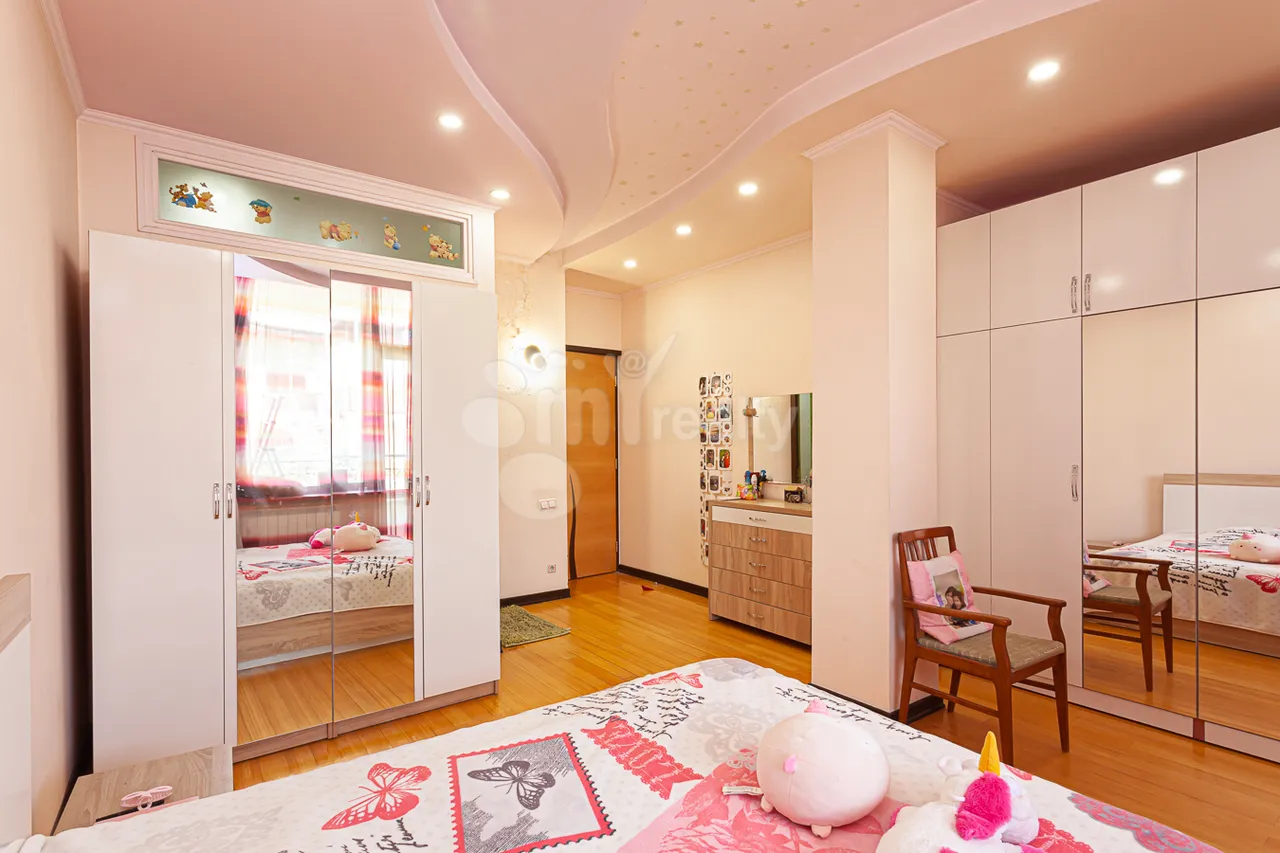 House for sale Sevqareci Saqo St, Arabkir Yerevan, 161229
