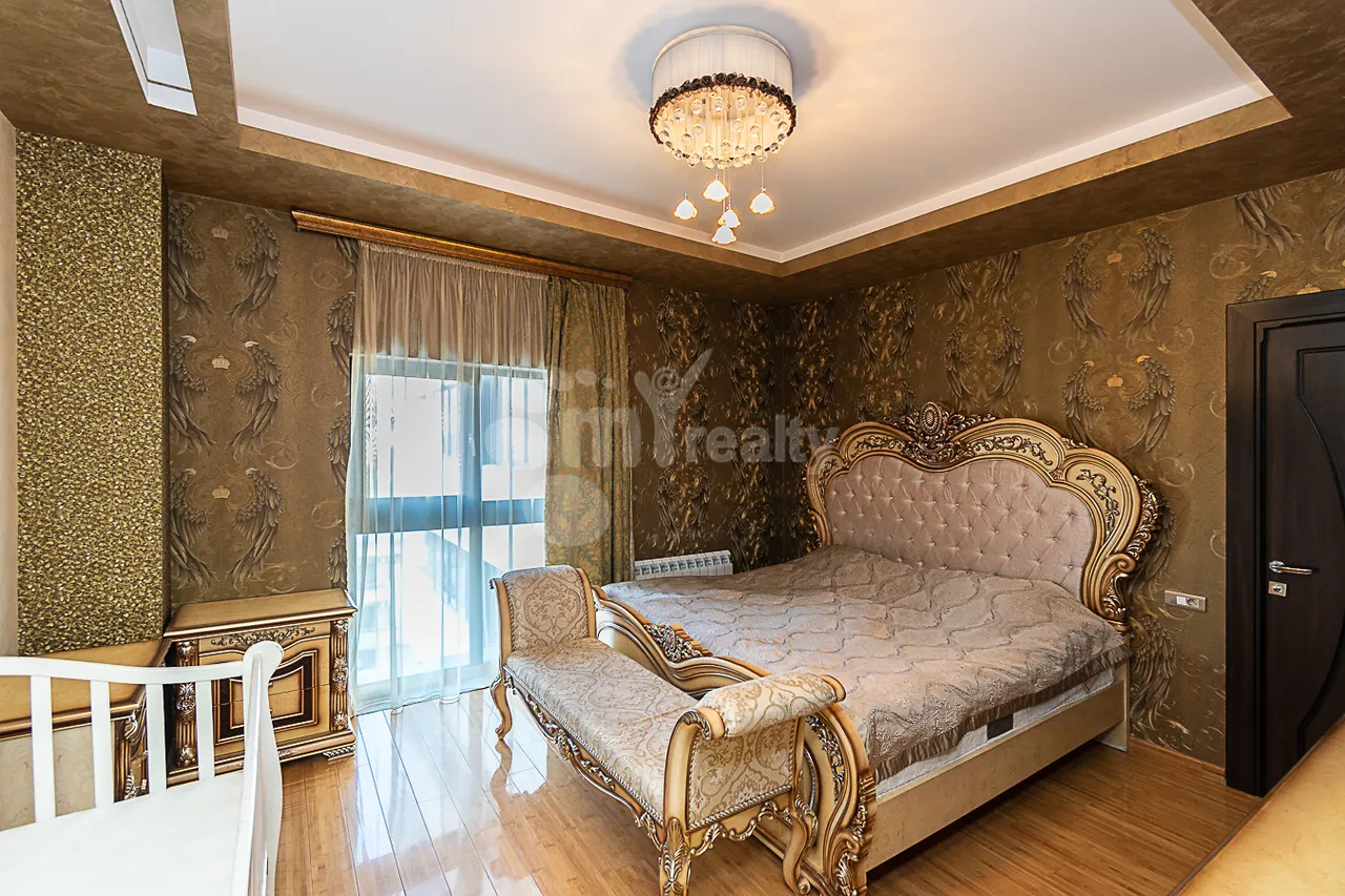 4 bedroom apartment for rent Keri St, Arabkir Yerevan, 161712