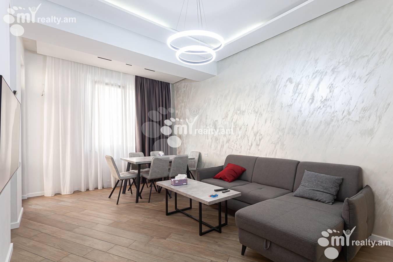 3 bedroom apartment for sale خیابان آدونس, عربگیر ایروان, 156386