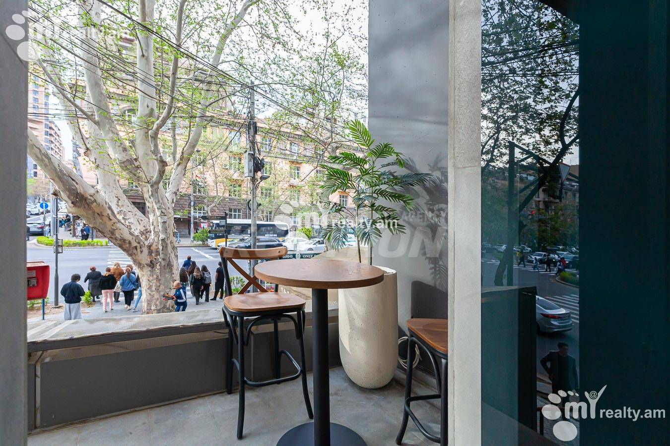 Commercial for rent خیابان ماشتوتس, مرکز شهر ایروان, 155187