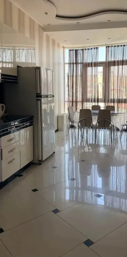 3 bedroom apartment for rent Aram St, Center Yerevan, 161431