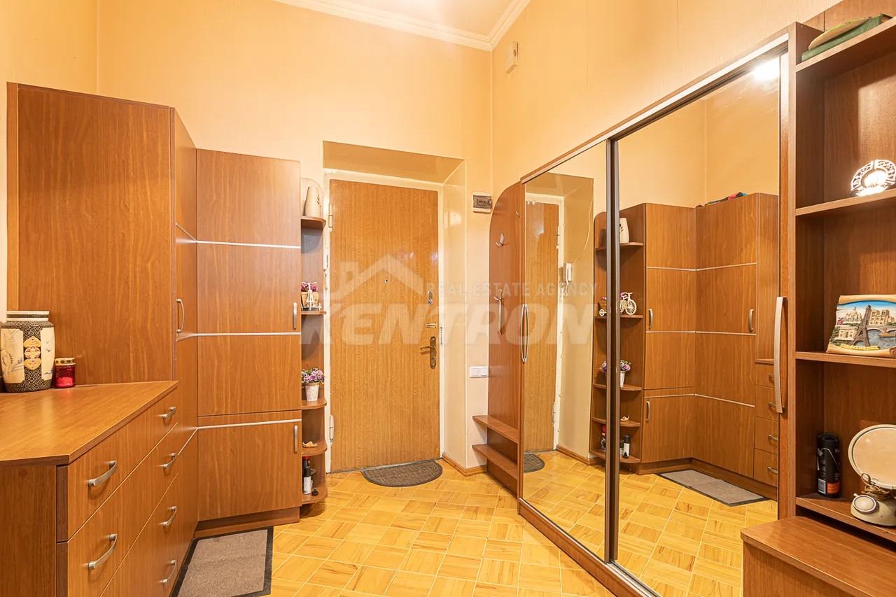 2 bedroom apartment for sale خیابان واردانانتس, مرکز شهر ایروان, 157484