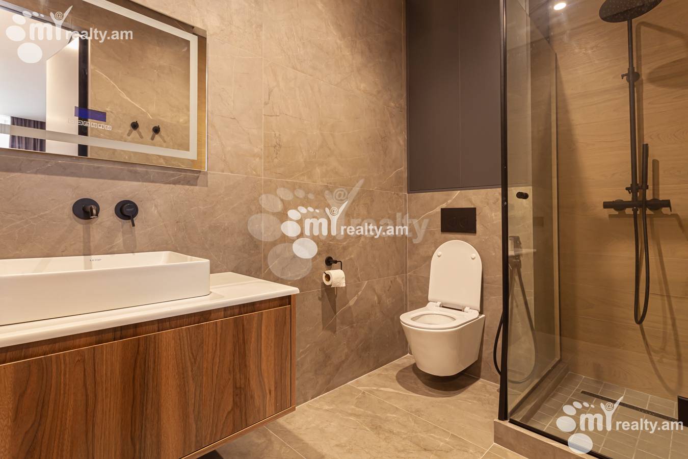 4 bedroom apartment for rent Aram St, Center Yerevan, 155640