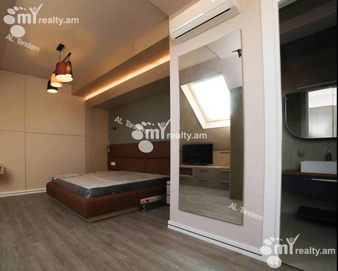 4 bedroom apartment for sale Nalbandyan St, Center Yerevan, 158316