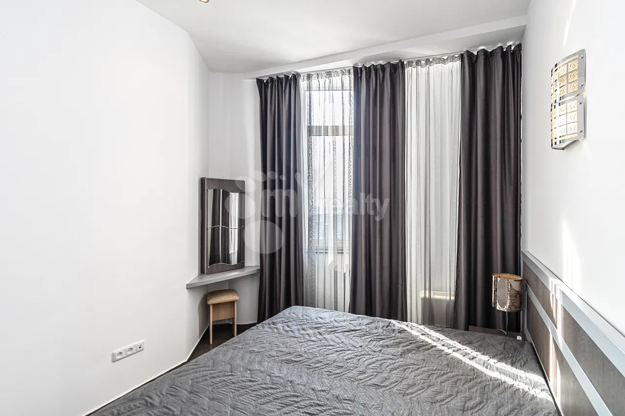 4 սենյականոց բնակարան վարձով Արամի փող, Կենտրոն Երևան, 159129