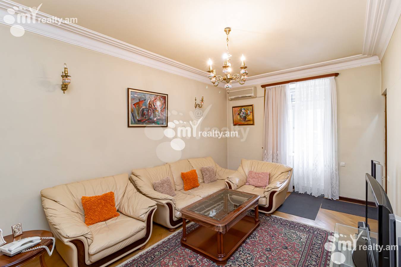 3 սենյականոց բնակարան  Պարոնյան փող, Կենտրոն Երևան, 151535