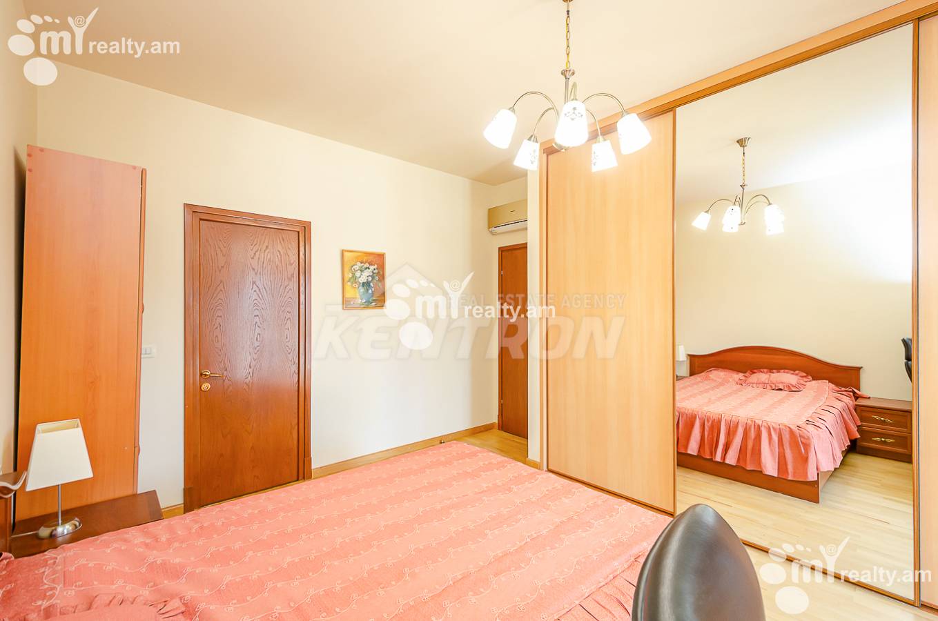 5 bedroom apartment for sale Koghbatsi St, Center Yerevan, 149795
