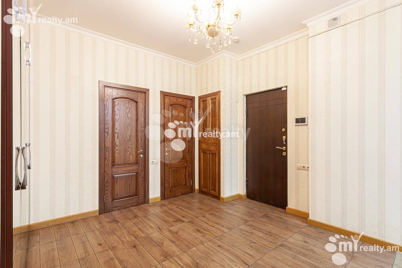 4 սենյականոց բնակարան  Սասնա Ծռեր փող., Դավթաշեն Երևան, 155027