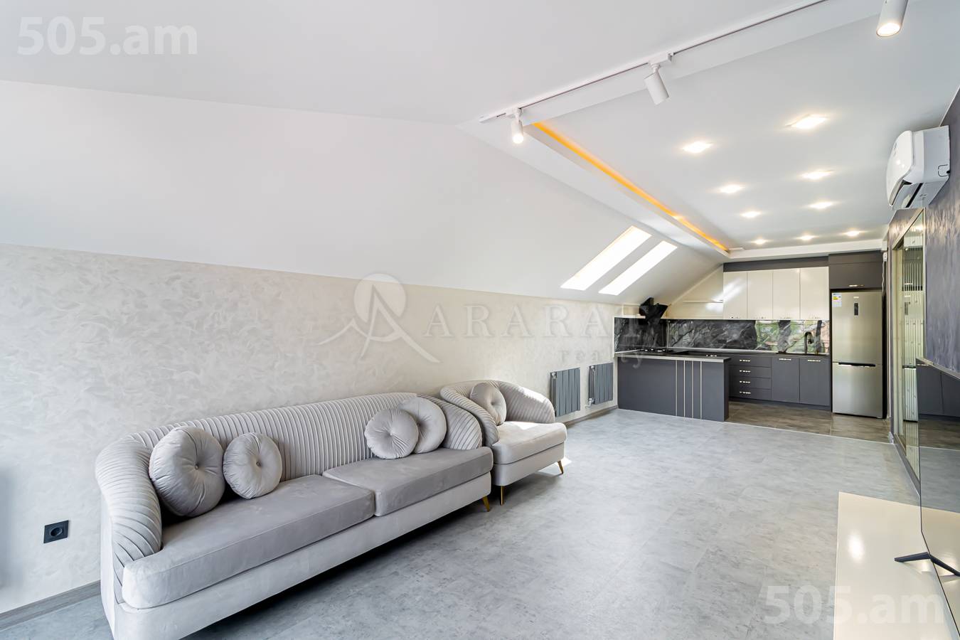 Купить 3 комнатную квартиру Саят-Нова пр, Центр Ереван, 152891