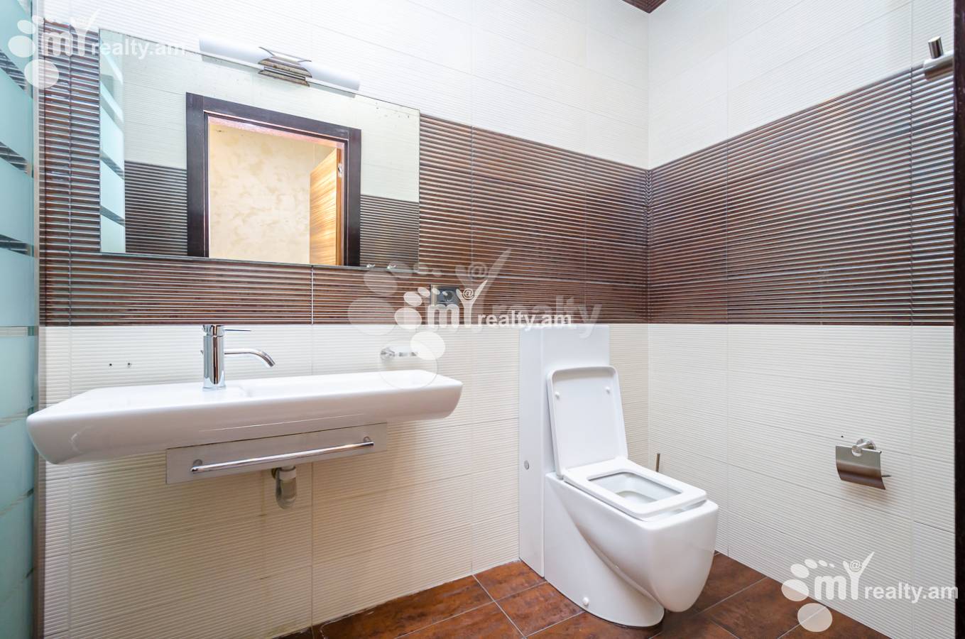 4 bedroom apartment for rent خیابان تِریان, مرکز شهر ایروان, 151280