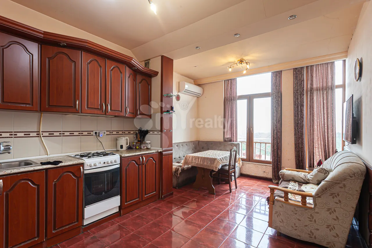 3 bedroom apartment for sale Orbeli Yeghbayrner   St, Arabkir Yerevan, 160353