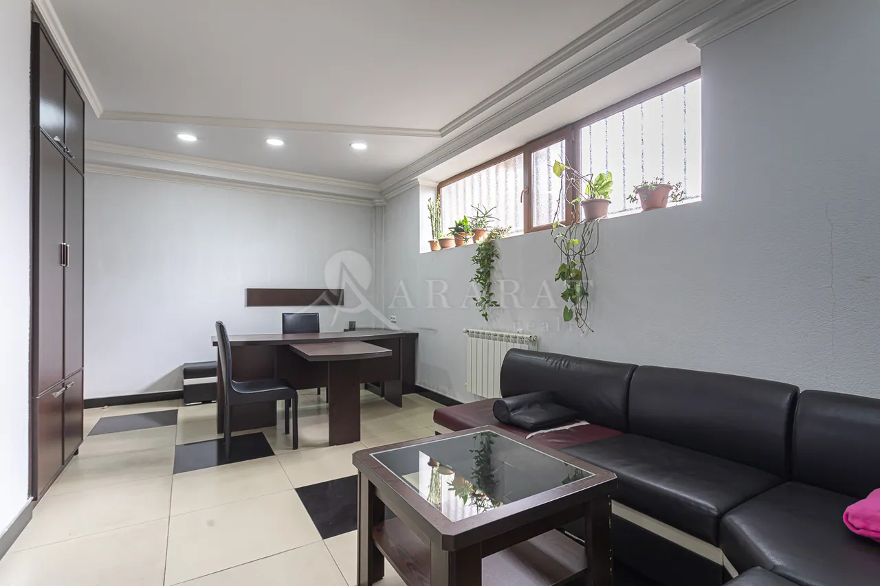 Commercial property for sale Griboedov St, Arabkir Yerevan, 158450