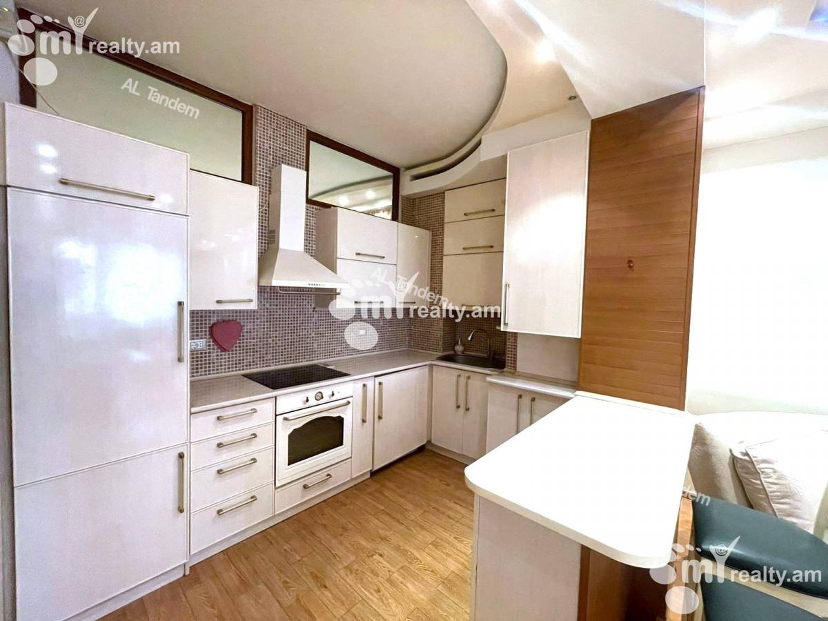 4 bedroom apartment for rent Aram St, Center Yerevan, 128136