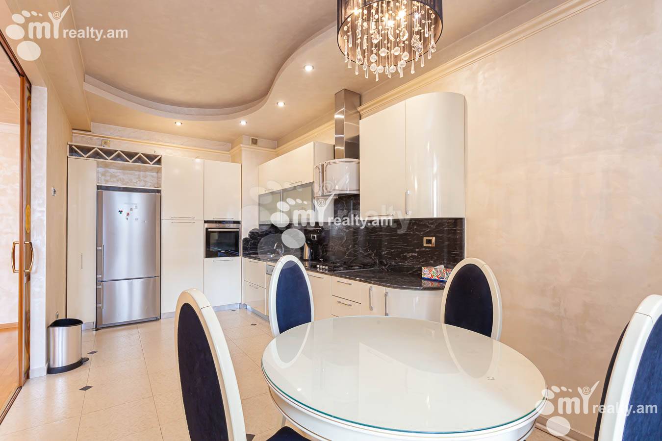 3 bedroom apartment for rent Yekmalyan St, Center Yerevan, 152993