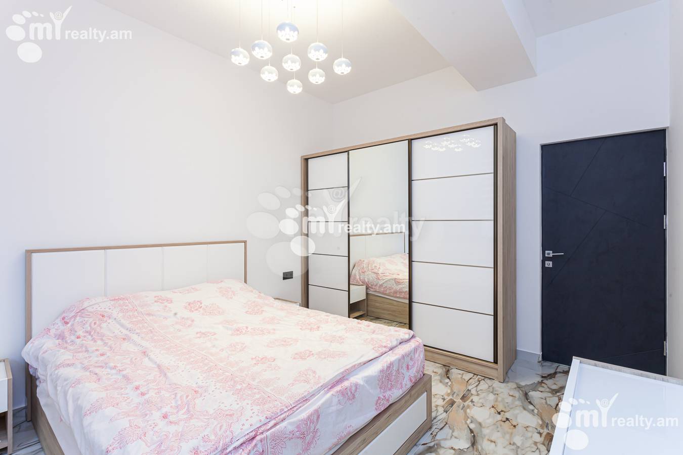 3 bedroom apartment for sale خیابان گ. هوفسِپیان, نورک ماراش ایروان, 148500