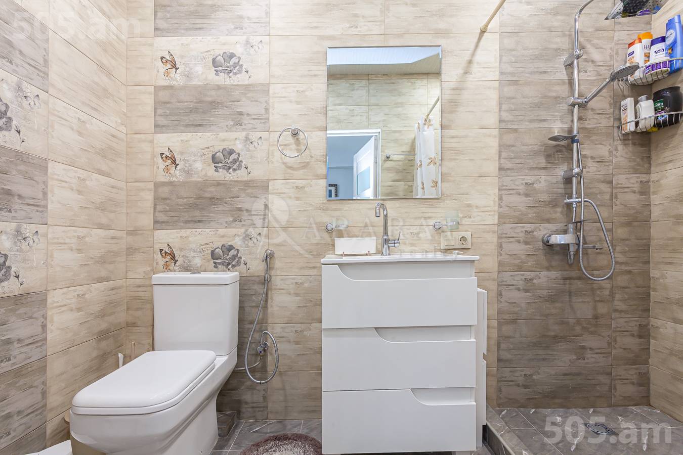 2 սենյականոց բնակարան  Դավթաշեն 1 թաղ., Դավթաշեն Երևան, 148059