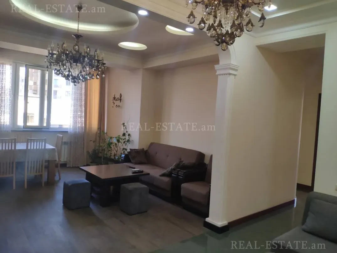 4 bedroom apartment for rent خیابان پوشکین, مرکز شهر ایروان, 160266
