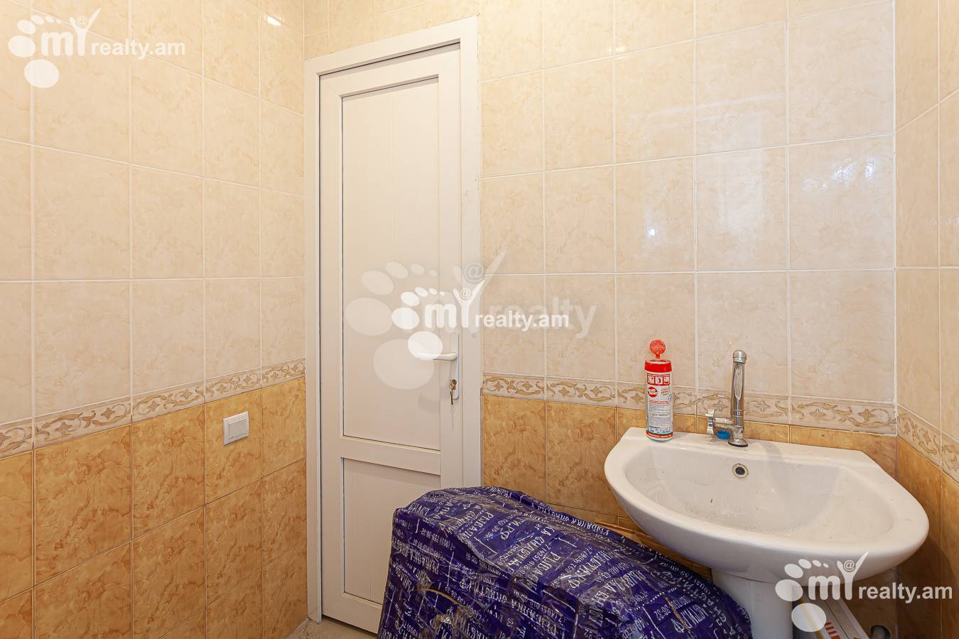 Снять коммерческoе помещение Пирумяан ул., Давташен Ереван, 150420