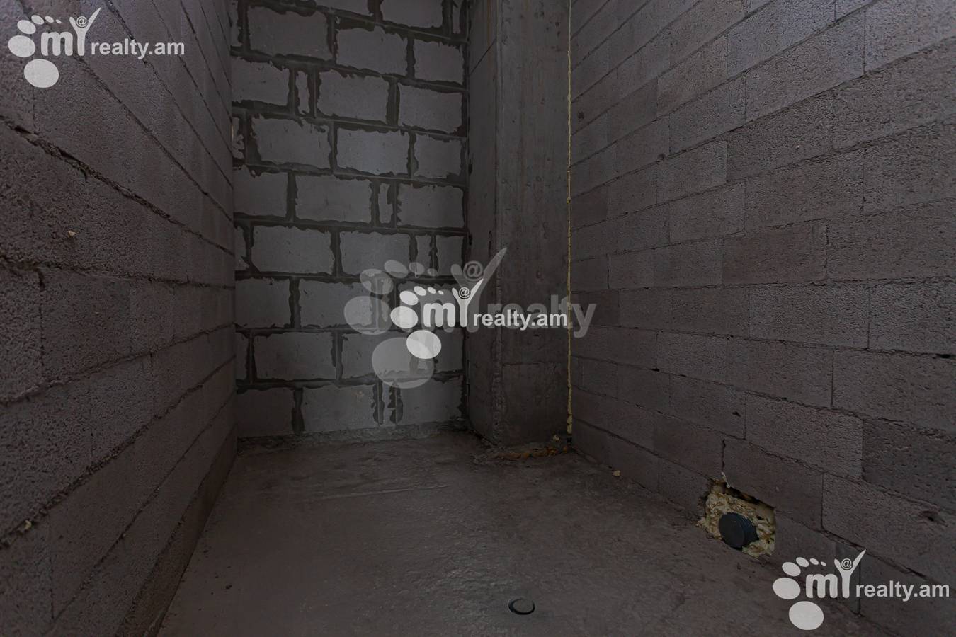 3 bedroom apartment for sale K. Ulnetsi St, Quanaquère-Zeytoun Yerevan, 149038
