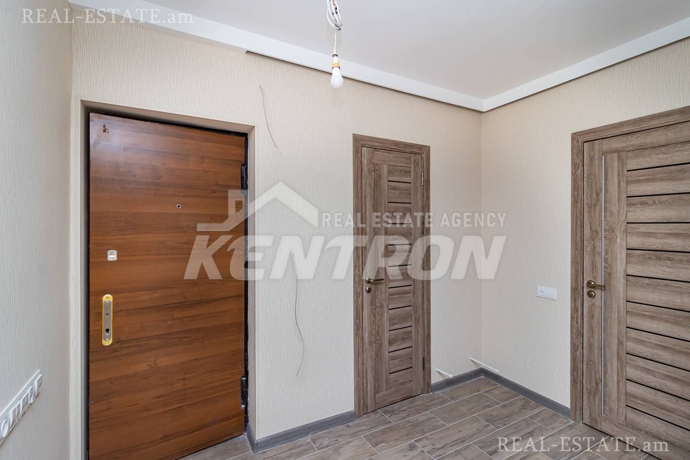 3 սենյականոց բնակարան  Վ.Փափազյան փող, Արաբկիր Երևան, 143376