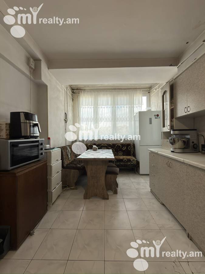 3 սենյականոց բնակարան  Թումանյան փող, Կենտրոն Երևան, 159687