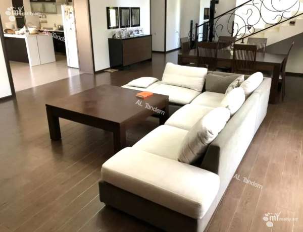 norakaruyc-tun/Bagrevand+district/Nor-Nork/Yerevan