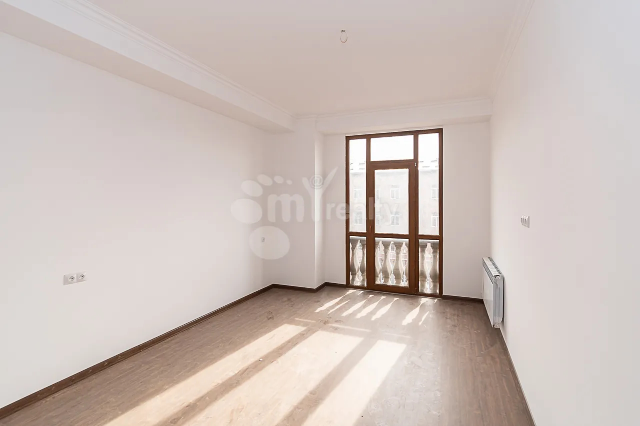 Купить 3 комнатную квартиру Адонц ул, Арабкир Ереван, 159442