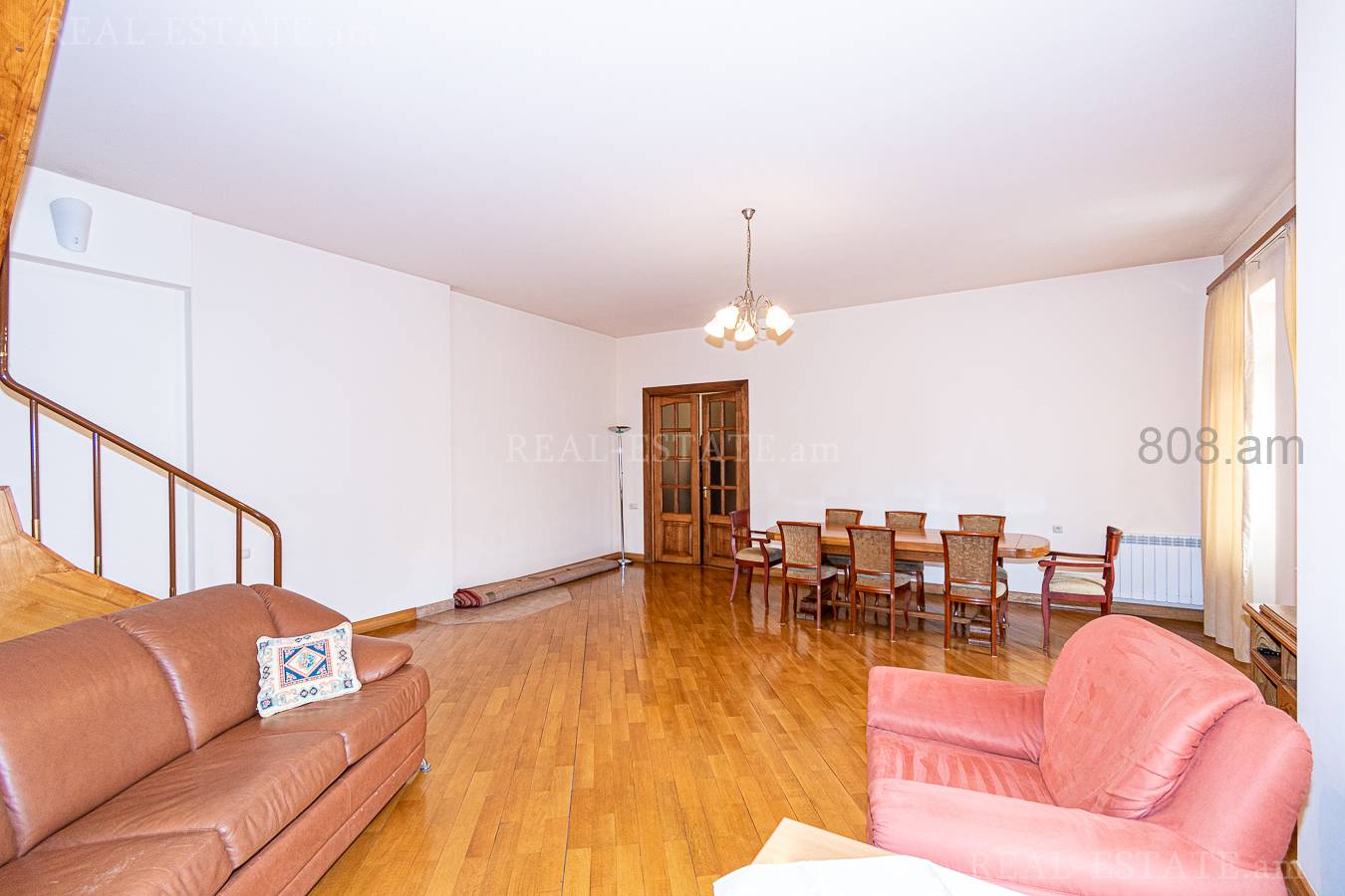 5 սենյականոց բնակարան  Ղազար Փարպեցու փող, Կենտրոն Երևան, 133741