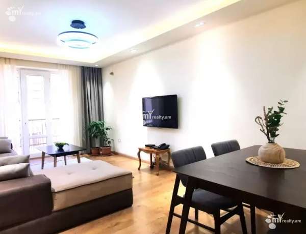 4-senyakanoc-bnakaran-vacharq-Yerevan-Center