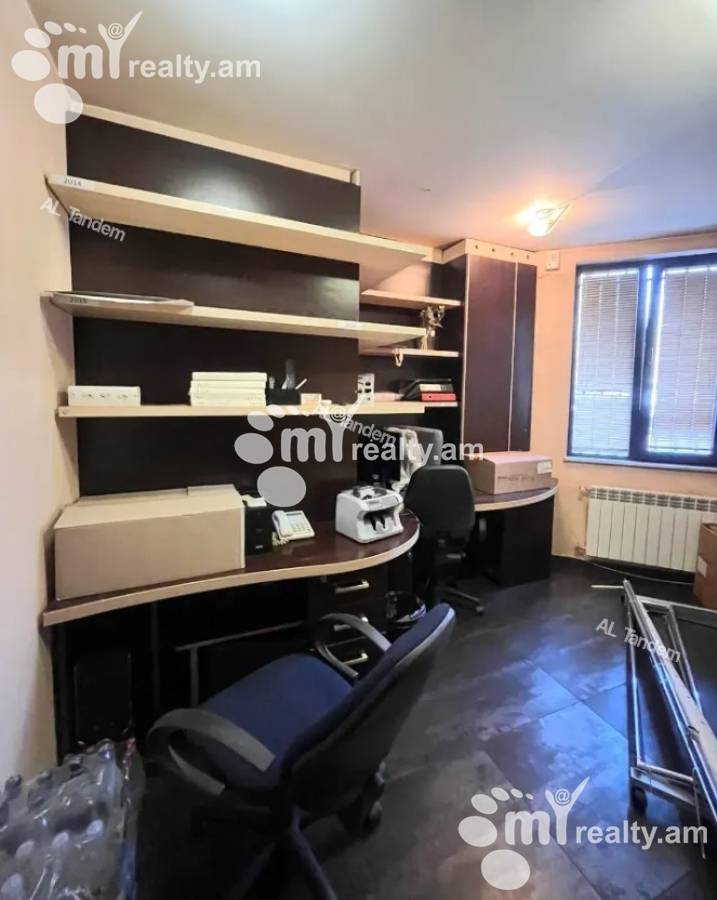 Купить коммерческoе помещение Вардананц ул, Центр Ереван, 147724