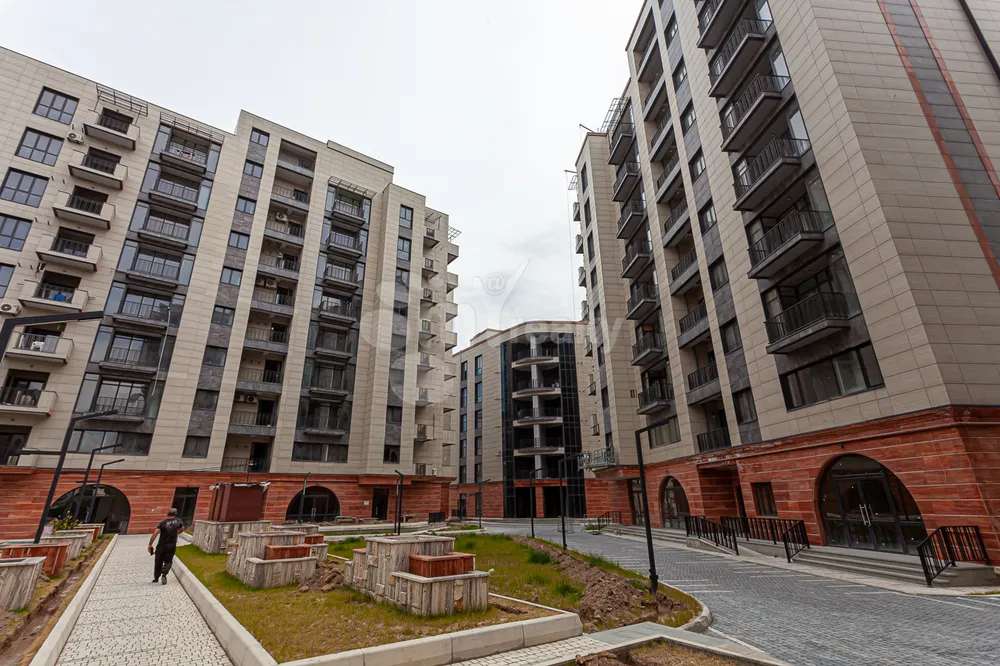 3-bedroom/apartment-for-sale-in-new-construction/Baghramyan+3+alley/Arabkir/Yerevan