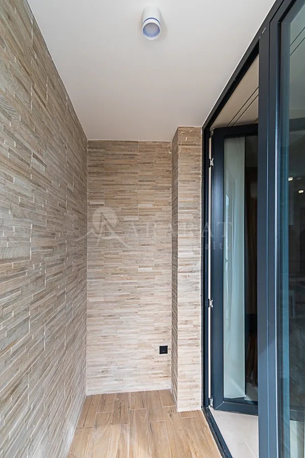 3 bedroom apartment for sale Amiryan St, Center Yerevan, 161931