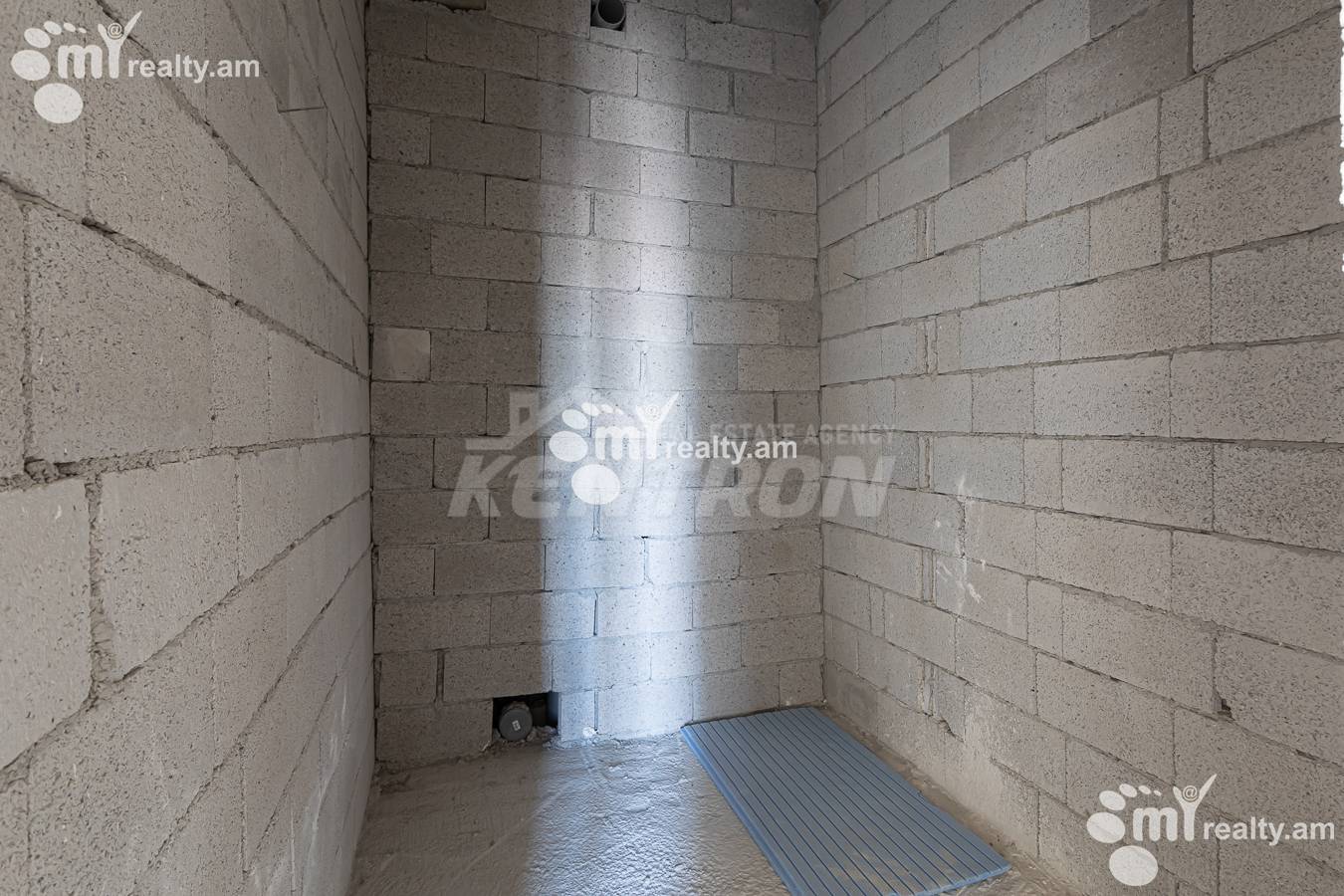 3 սենյականոց բնակարան  Լենինգրադյան փող, Աջափնյակ Երևան, 156597