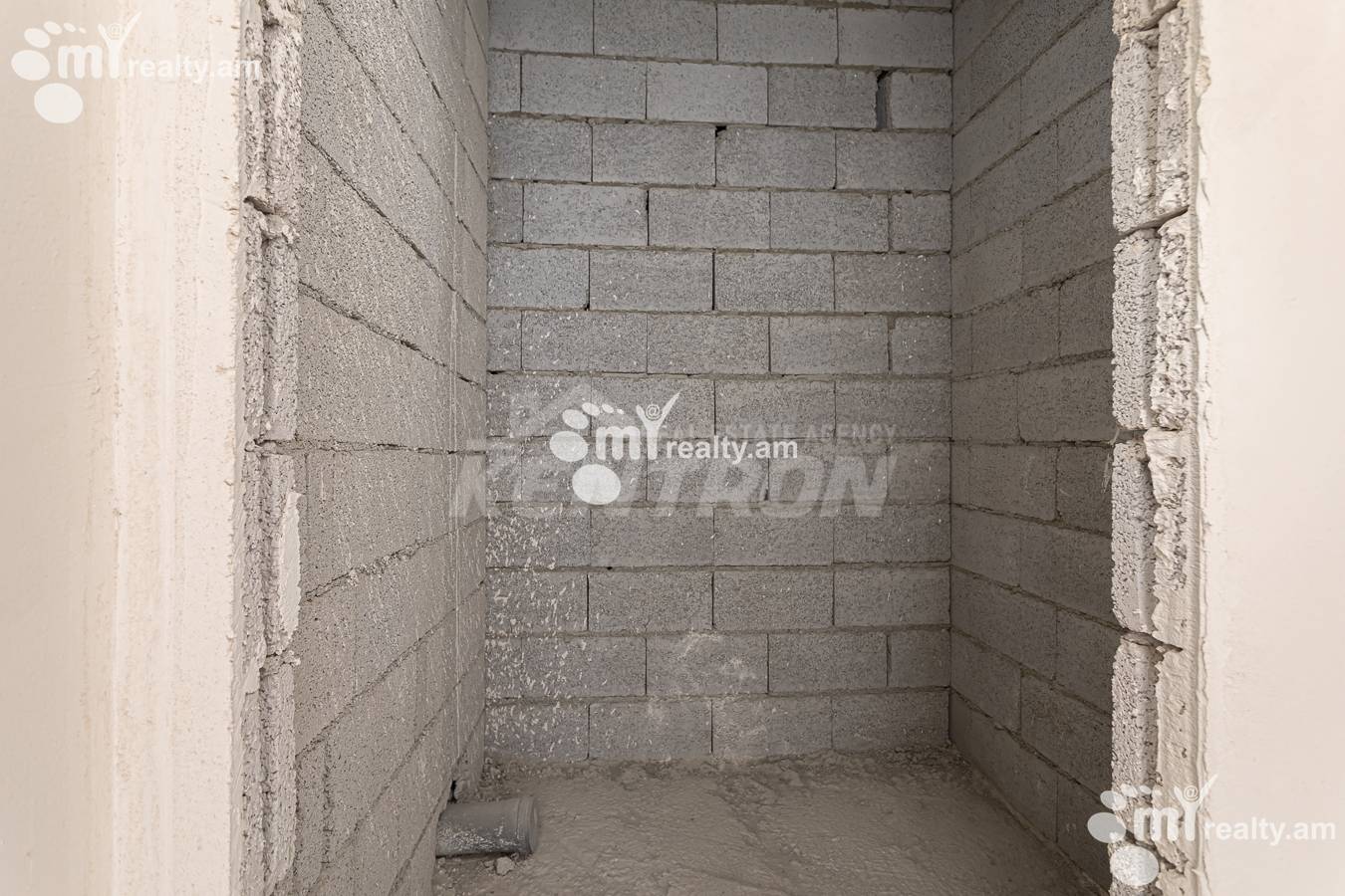 3 սենյականոց բնակարան  Լենինգրադյան փող, Աջափնյակ Երևան, 156597