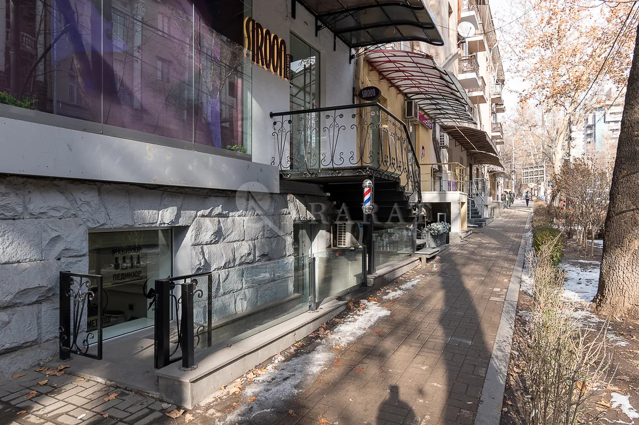 Снять коммерческoе помещение Терян ул, Центр Ереван, 158207