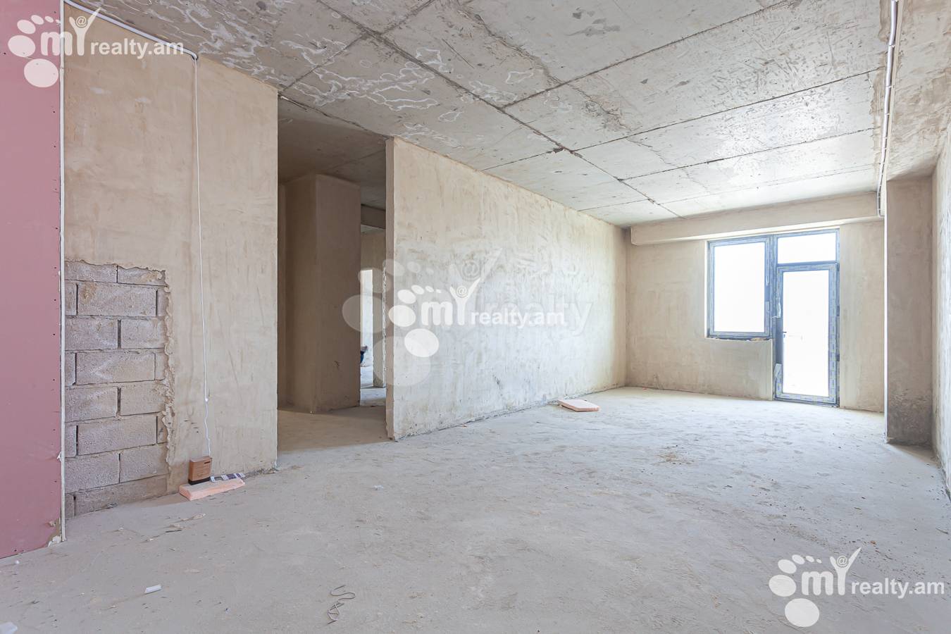 3 bedroom apartment for sale خیابان گِریبودوف, عربگیر ایروان, 156680