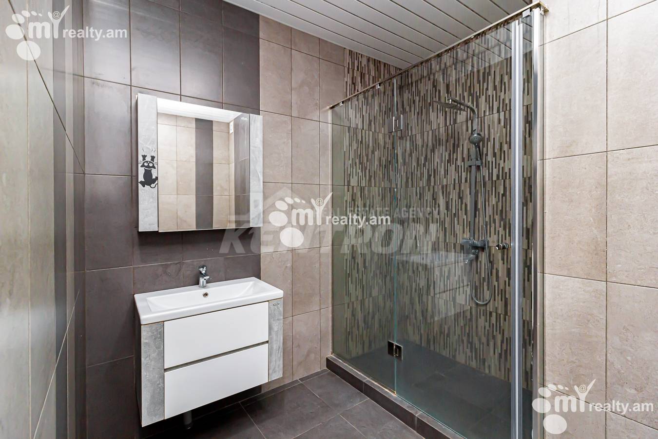 2 bedroom apartment for sale rue d'Amiryan, Center Yerevan, 152751