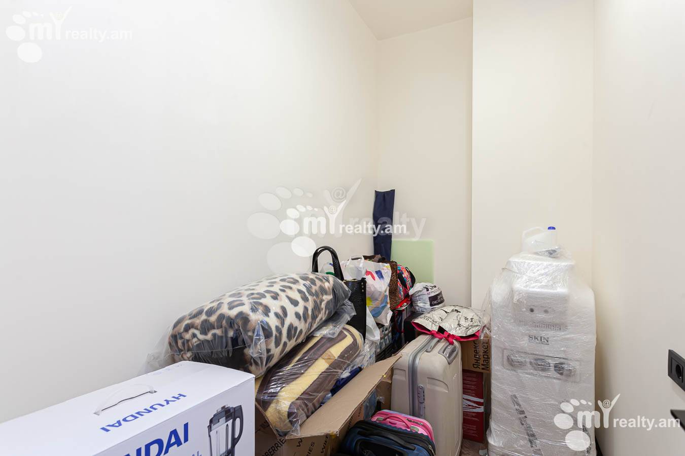 4 bedroom apartment for sale Rostom St, Center Yerevan, 153660