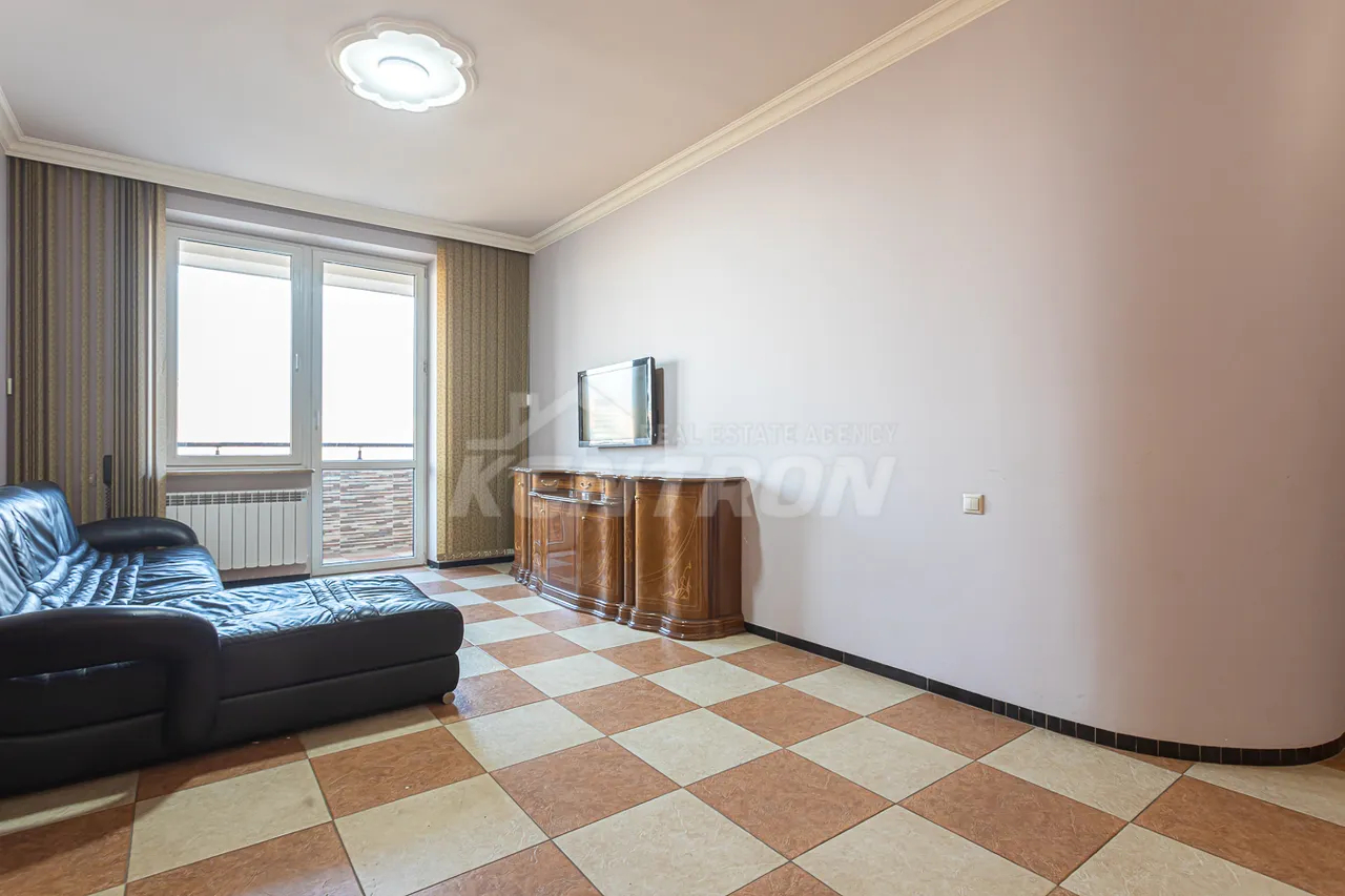 2 bedroom apartment for rent N. Zaryan St, Arabkir Yerevan, 158488
