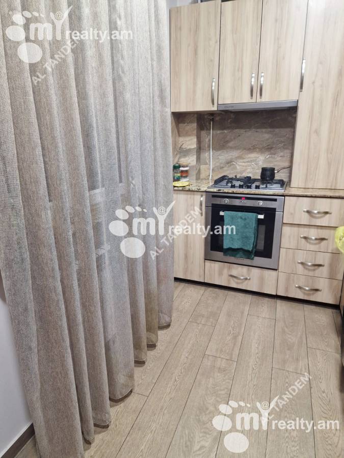 Снять 3 комнатную квартиру Московян ул, Центр Ереван, 159517