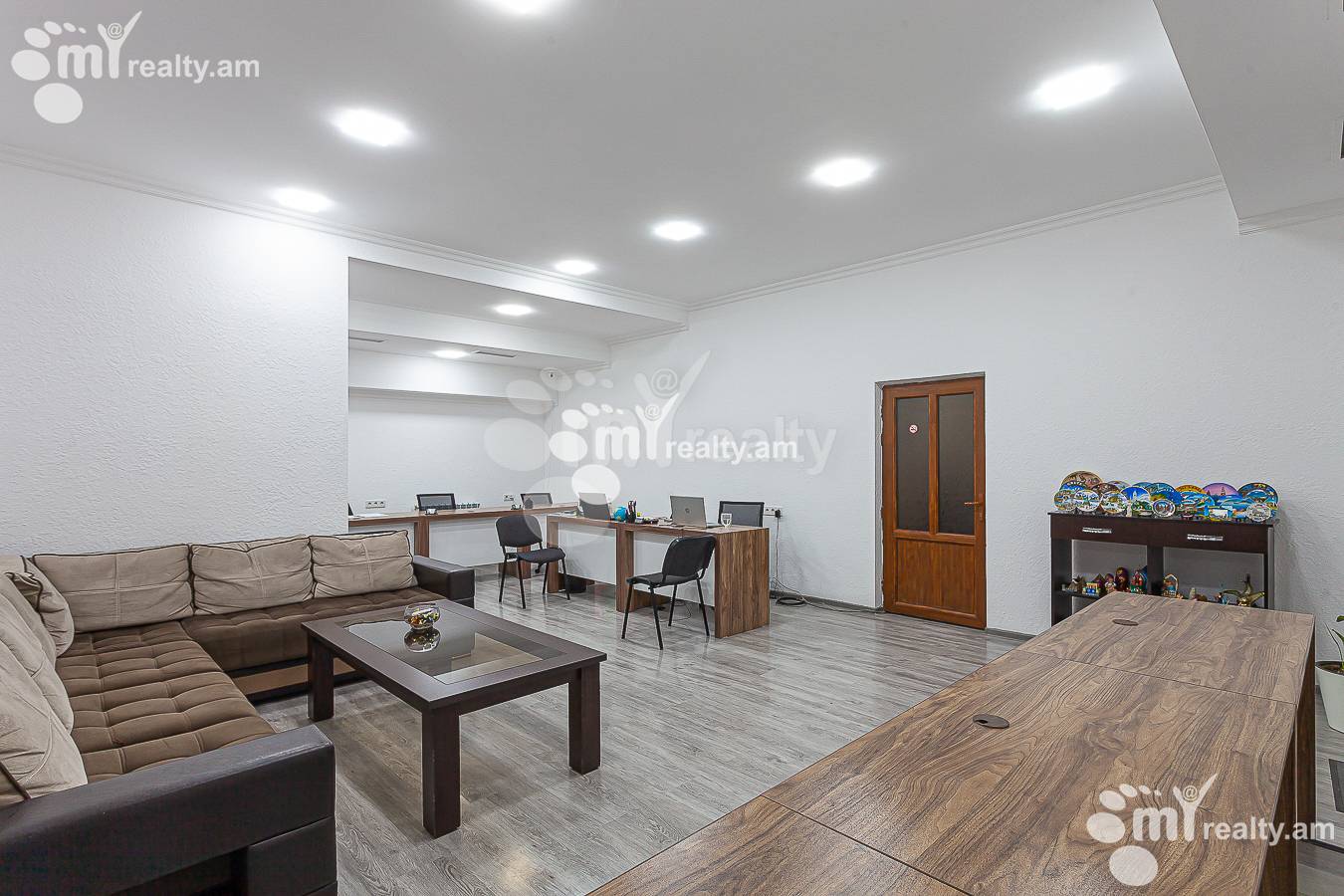 Commercial for rent خیابان تیگران مِتس, مرکز شهر ایروان, 149034