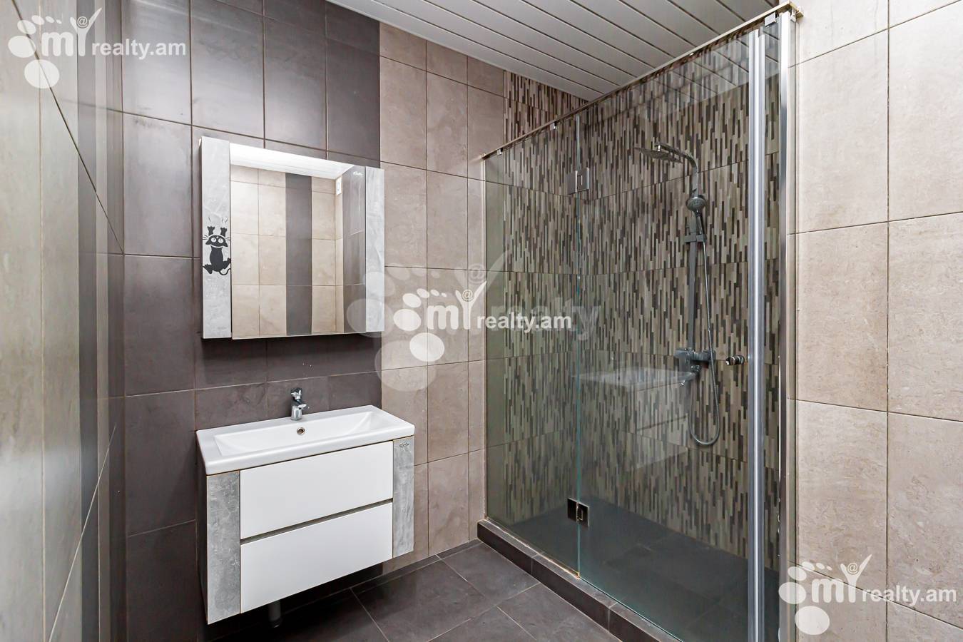 2 bedroom apartment for sale Amiryan St, Center Yerevan, 160788