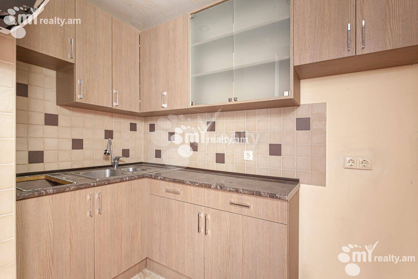 2 սենյականոց բնակարան  Հր.Քոչար փող, Արաբկիր Երևան, 155393