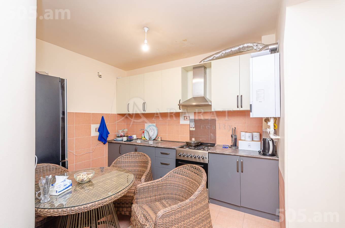 3 bedroom apartment for sale Dzor 1 district, Davtachène Yerevan, 153102