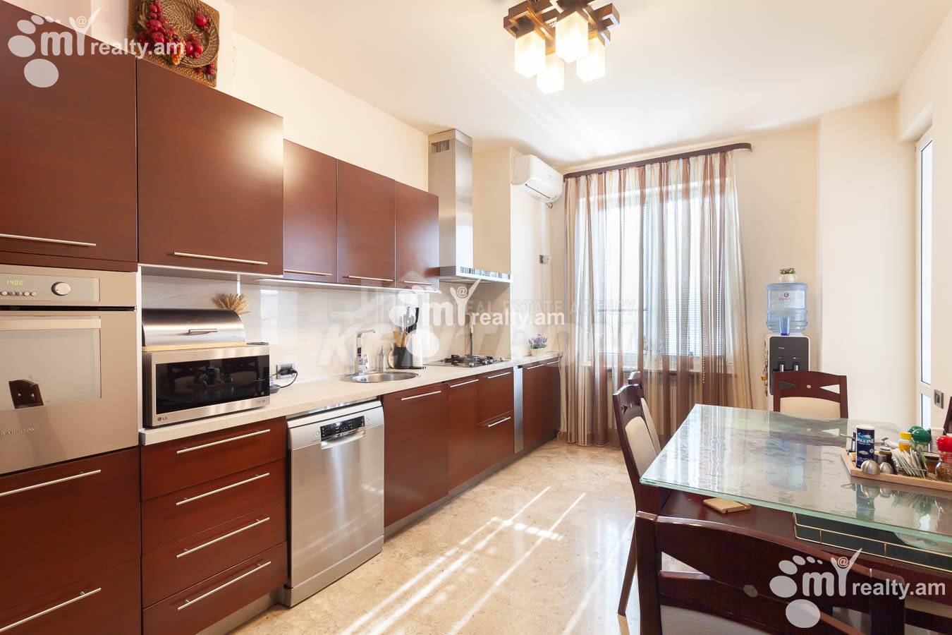 4 bedroom apartment for sale Antarayin St, Center Yerevan, 153629