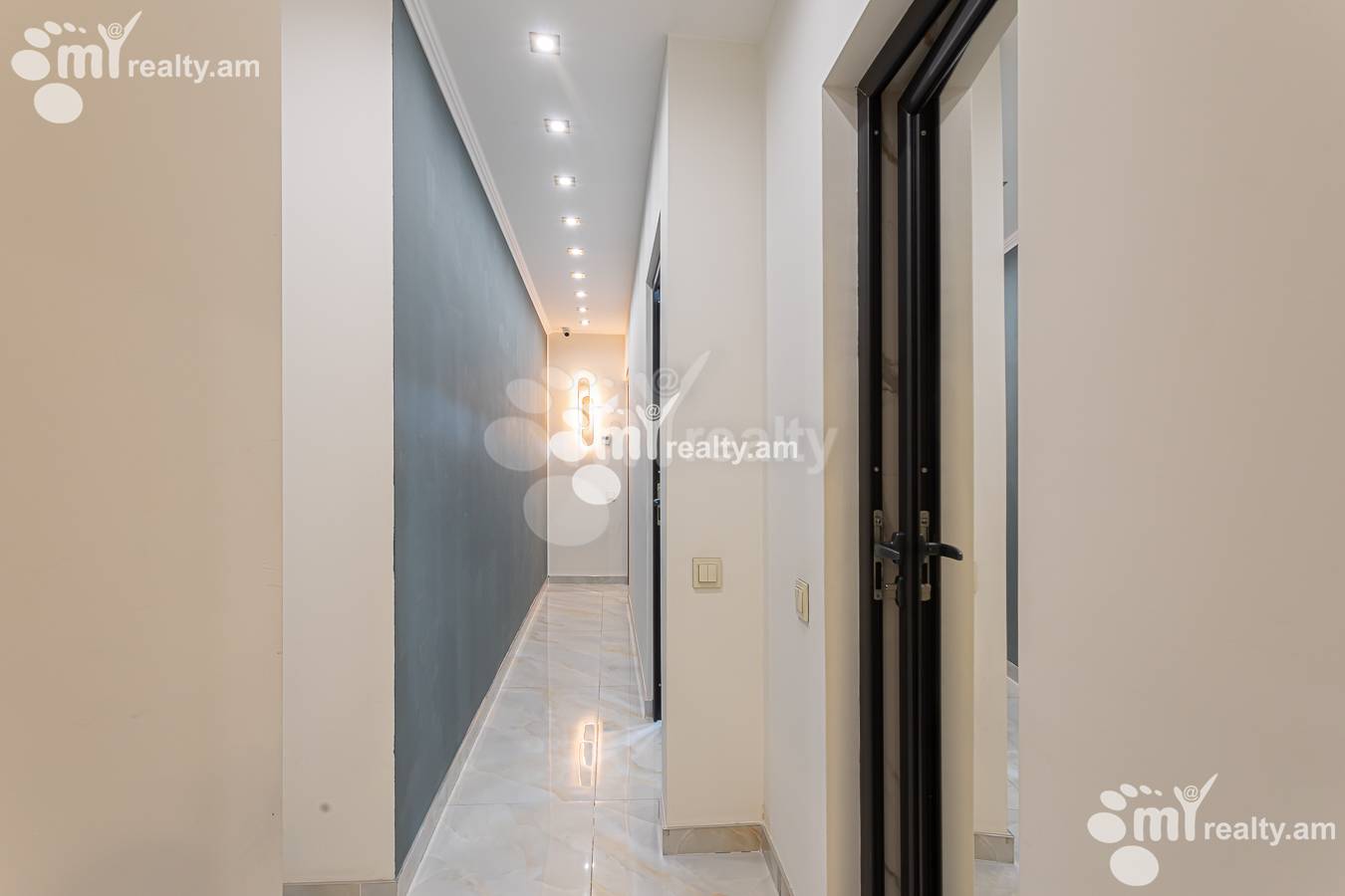 Commercial property for sale Tumanyan St, Center Yerevan, 157171