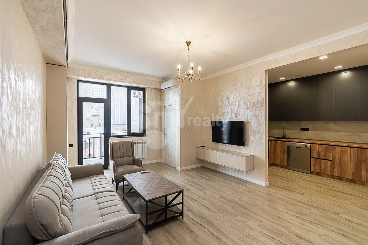 3 սենյականոց բնակարան  Գրիբոեդովի փող, Արաբկիր Երևան, 159221