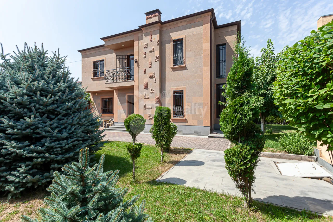 Առանձնատուն  Գ 1 թաղ., Աջափնյակ Երևան, 161278