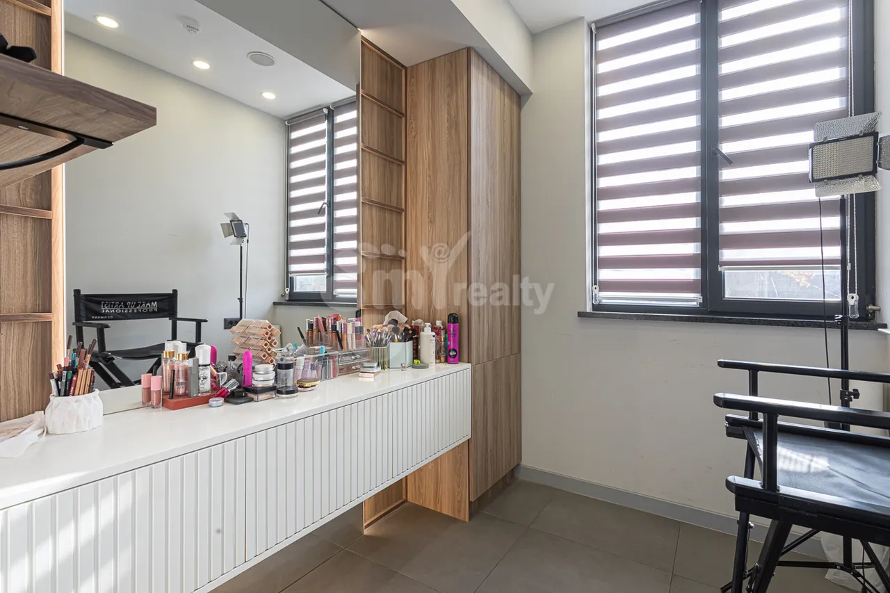 Commercial property for rent Leo St, Center Yerevan, 157702