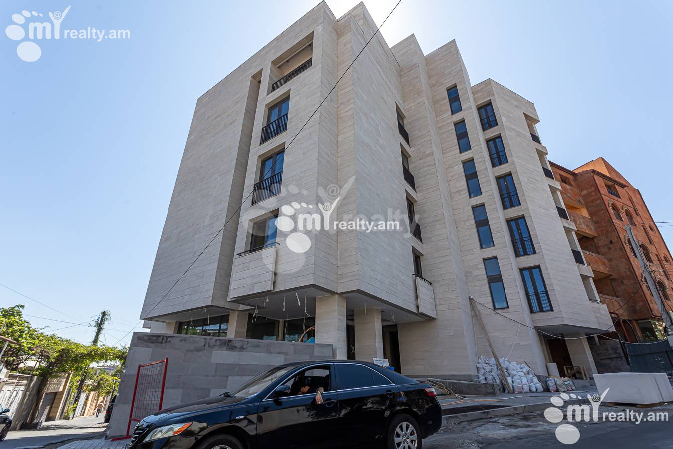 5 bedroom apartment for sale Aygedzor St, Arabkir Yerevan, 156461